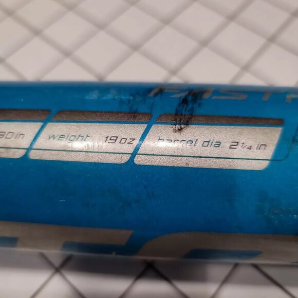 Easton Typhoon 7046 Aircraft Alloy Fastpitch Softball FP13TY 30" 19oz baseball - Picture 4 of 13